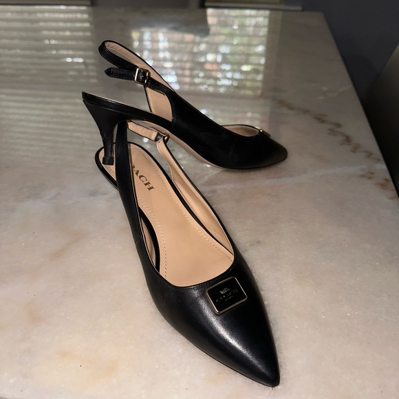 Coach Jillian Slingback - Picture 4 of 7